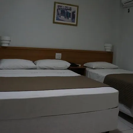 Ipê Plaza Hotel Ltda Itumbiara Exterior foto