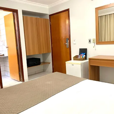 Ipê Plaza Hotel Ltda Itumbiara Exterior foto
